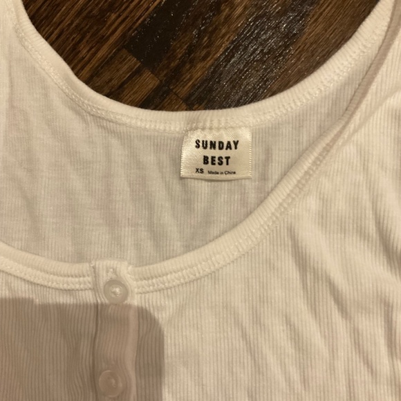 Aritzia White Tank Top XS - Picture 3 of 3